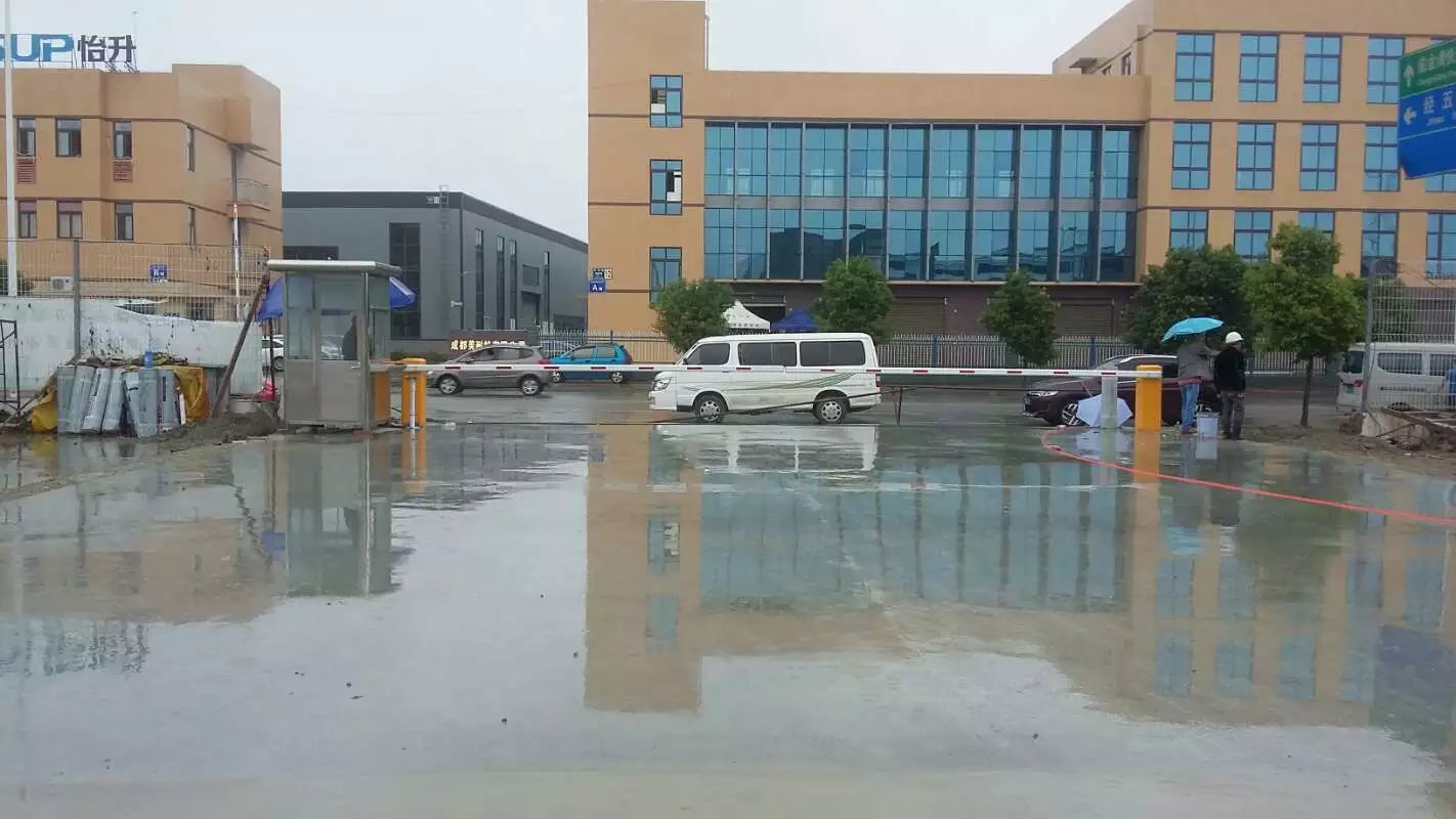 嘉鱼县嘉鱼县成都市物流公司道闸
